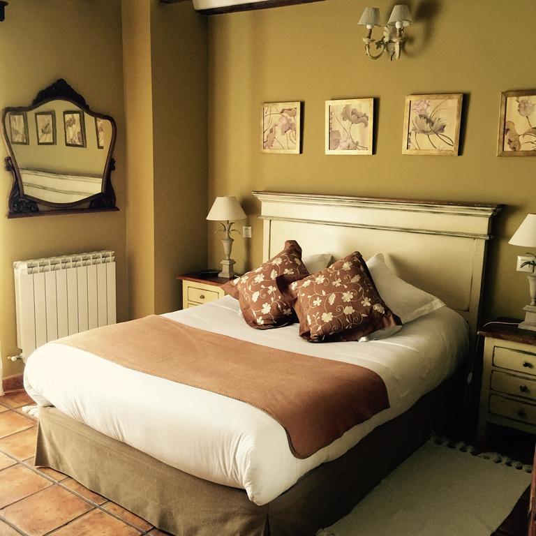 Hostal La Casona de Lucía Siguenza Exterior foto
