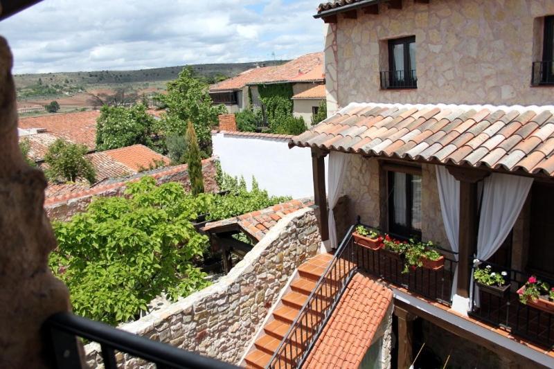 Hostal La Casona de Lucía Siguenza Exterior foto